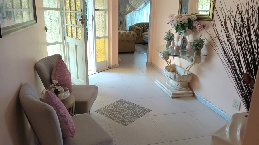 4 Bedroom Property for Sale in Beacon Bay Eastern Cape